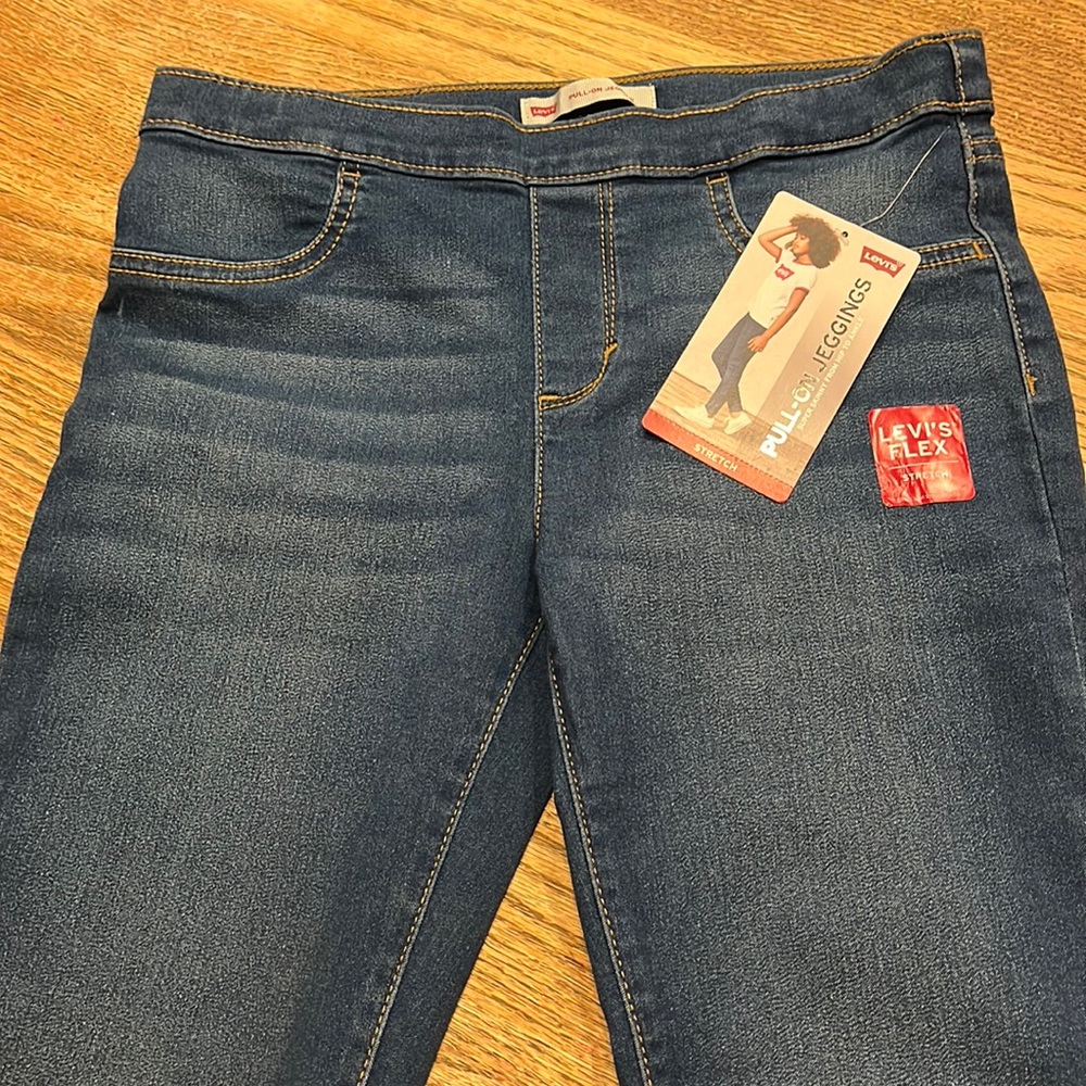 Levi’s jeans. Brand new. Never worn. Size 14 regular. Dark wash. Pull on jegging